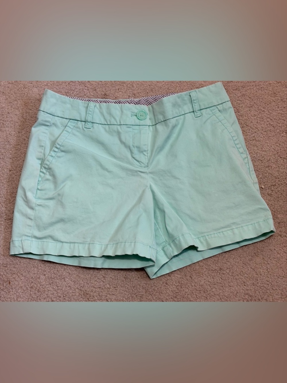 Crown & Ivy Mint Green Chino Shorts Slash Pockets Sz 2 Beach Vacation Resort